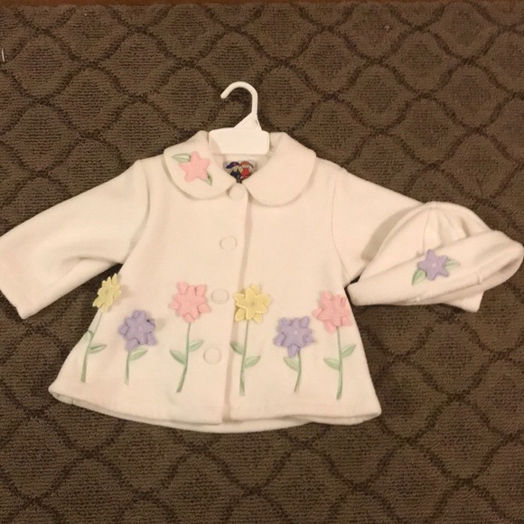 Coat with hat - Picture 1 of 1